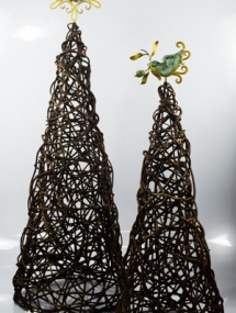 CVC-022_ Sig-id Cone Tree with Bird Topper Medium and Small